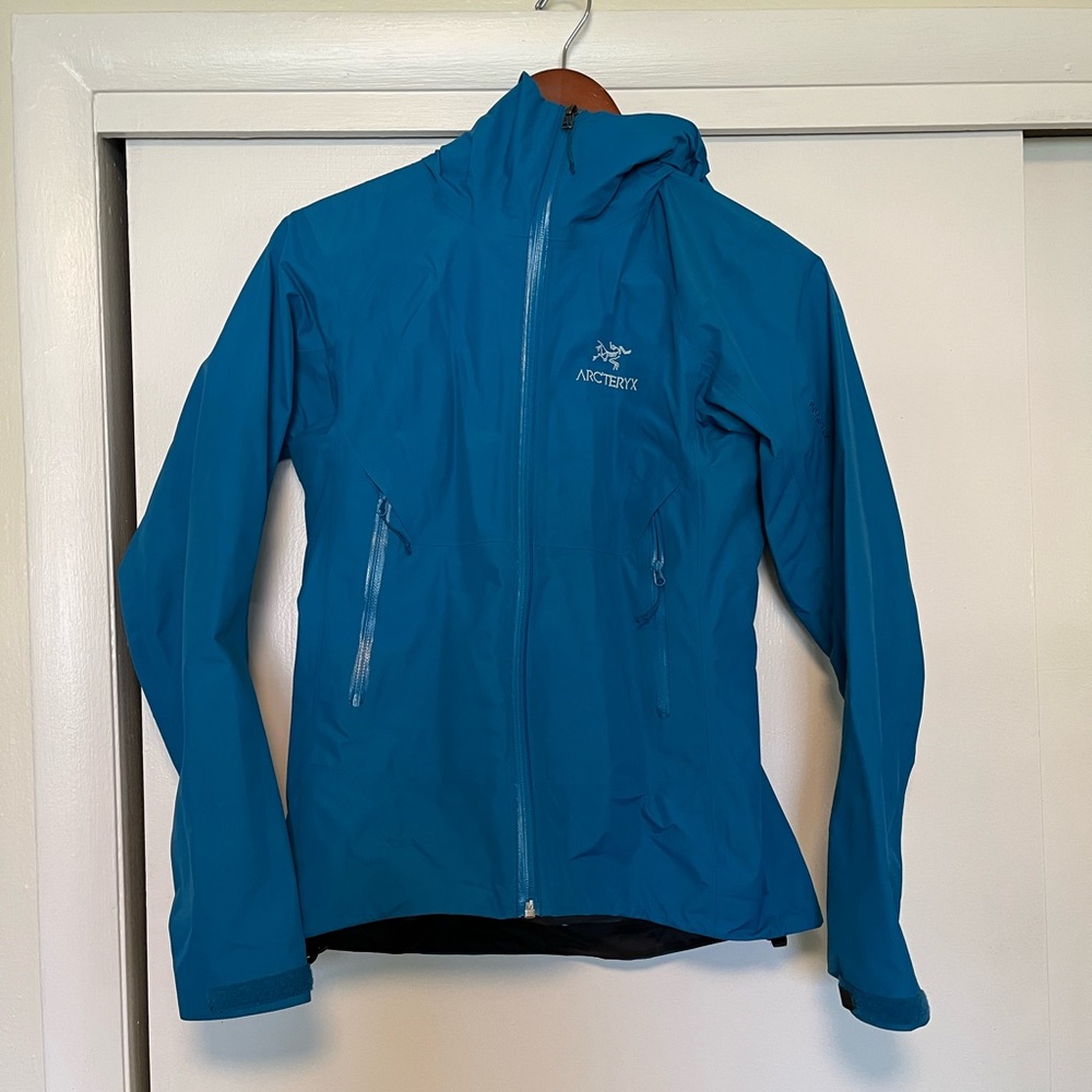 Arc’teryx Womens Rain Coat